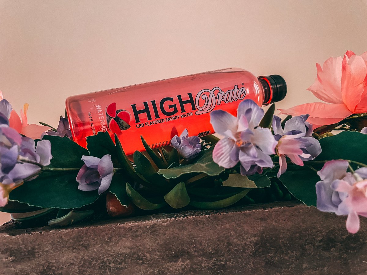 highdrateme's tweet photo. Don't forget the flowers!

Happy Valentine's Day!

Save 20% site wide ending today!

Link: https://t.co/TtOqqKMlF3 https://t.co/mxlN6fQsxn