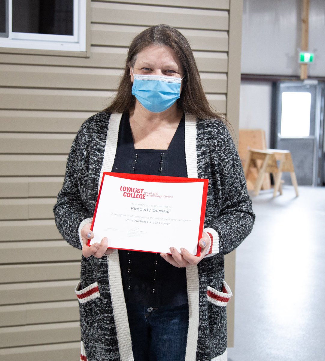 LoyalistCollege's tweet photo. Congrats grads of the Construction Career Launch program! As part of their training, they built two garden sheds to donate to organizations connected to Loyalist by the Aboriginal Labour Force Development Circle. #SmallGivesUsThePowerToDoBigThings https://t.co/6bQ1WQnwtH