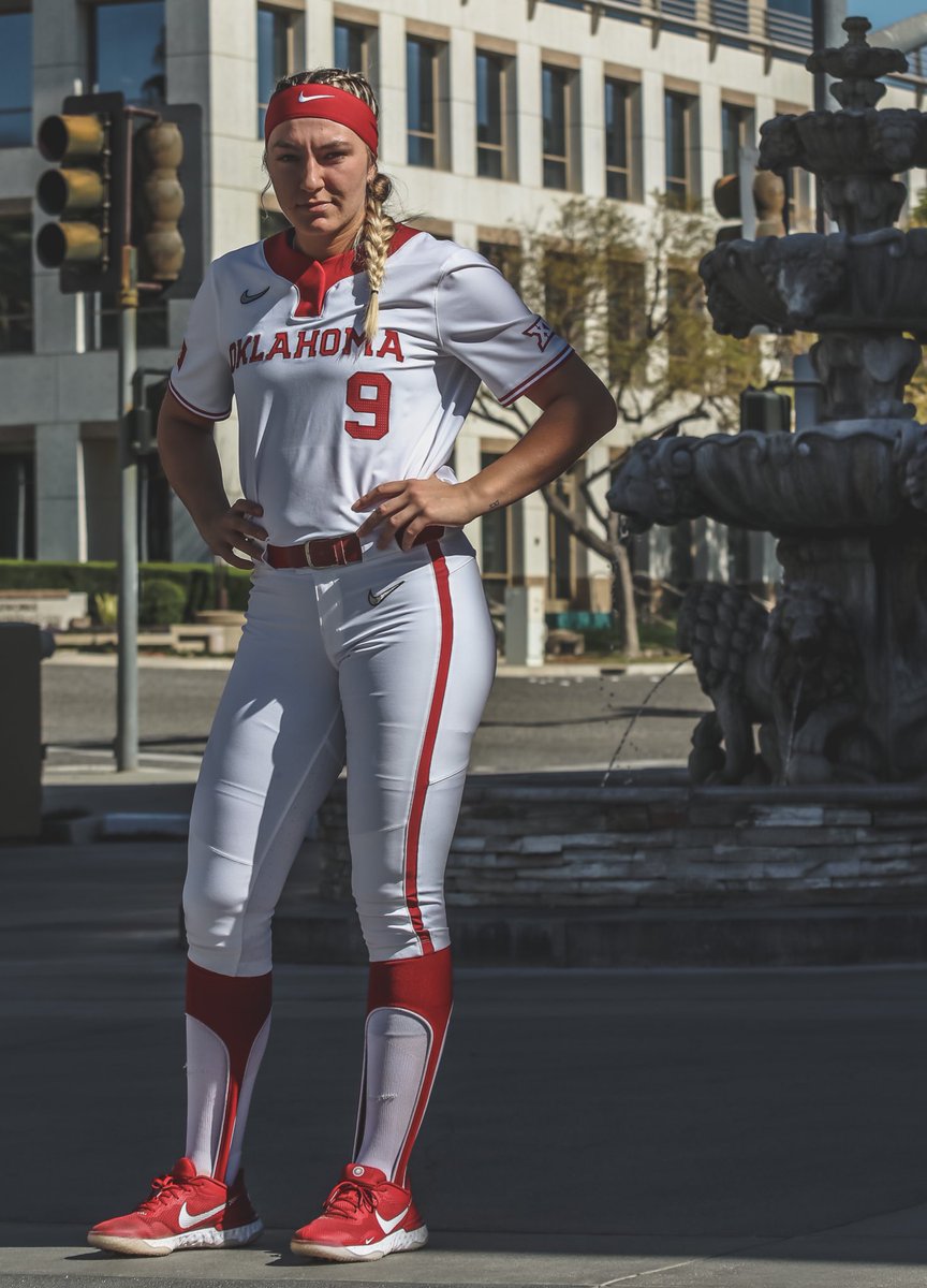 OU_Softball's tweet photo. ⚪️ 𝐅𝐢𝐭 𝐂𝐡𝐞𝐜𝐤 ⚪️

Goin’ 𝐢𝐜𝐲 today ❄️

#ChampionshipMindset https://t.co/VFab6pz2Ss