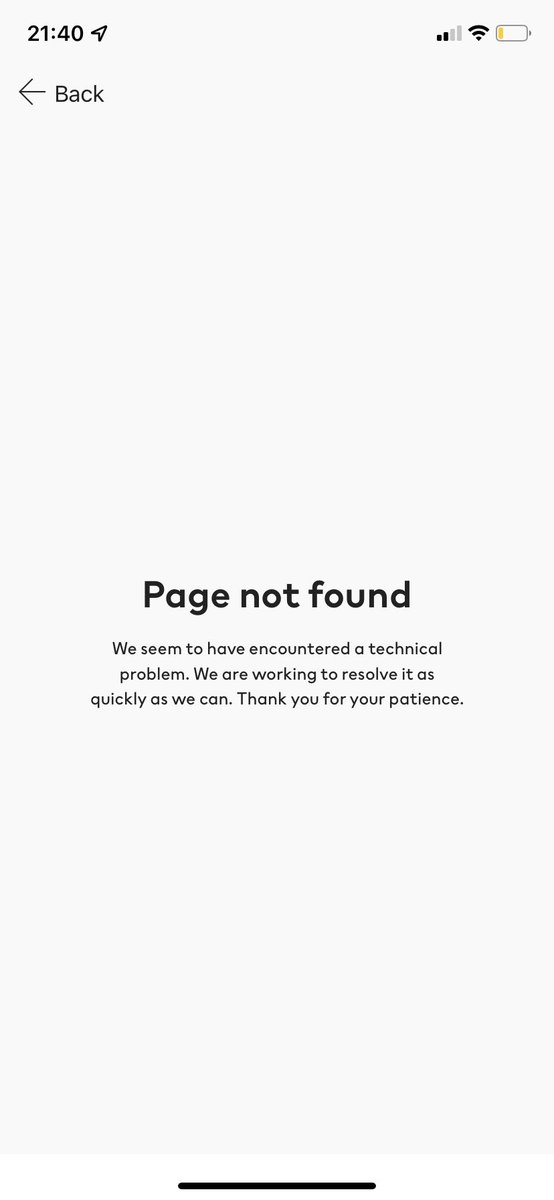 emmakazemi's tweet photo. @hm_custserv my app is not working. I keep getting this message??? https://t.co/VPNQMgKNeN