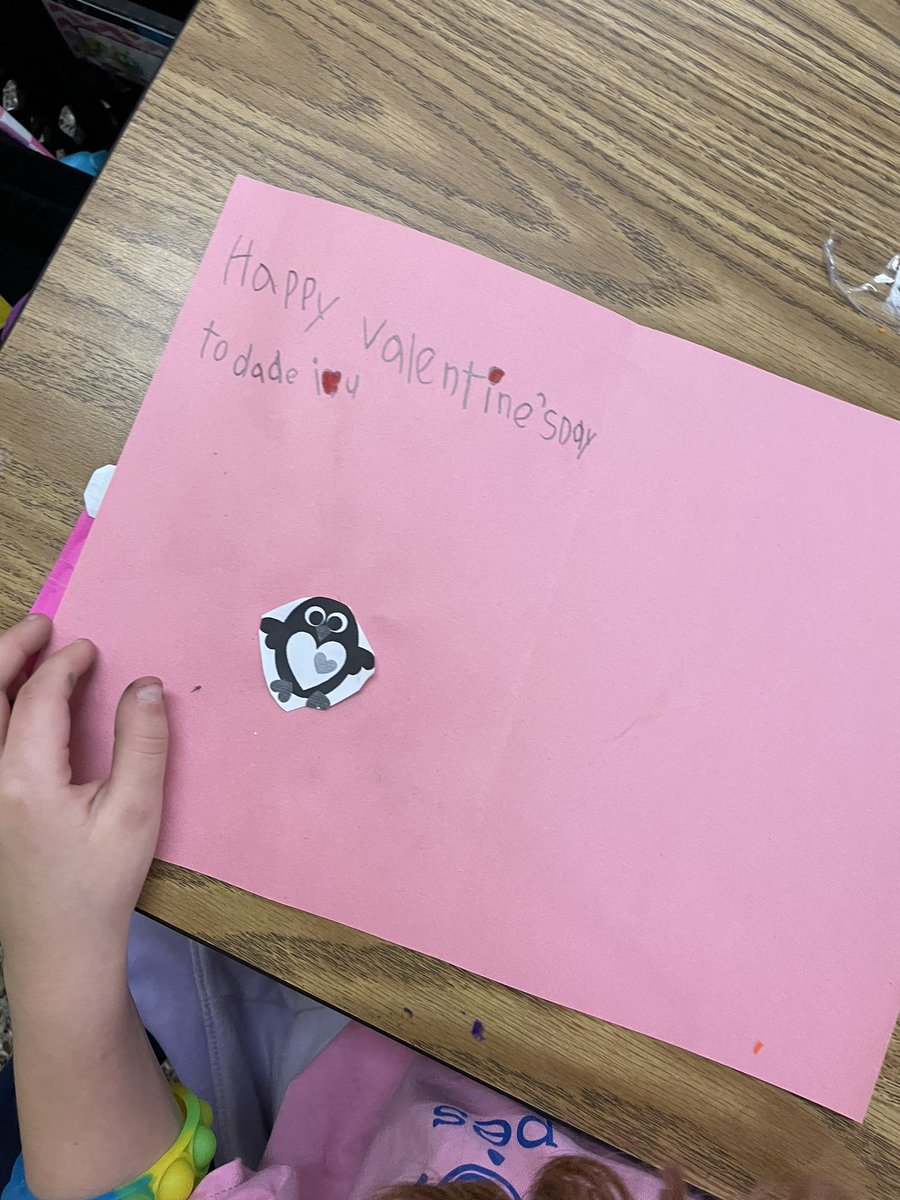 Teachnmomma's tweet photo. Day 22 WHY: Need a pick me up? Just look at these sweet Ks 💜 they are making for their families. These kiddos have grown so much this year and it’s exciting to be a part of it and watch it unfold. Love them! #30DaysofWHY @PinchbeckESRays #penguins #lefthanded #allthehugs https://t.co/N8OvLPbBHH