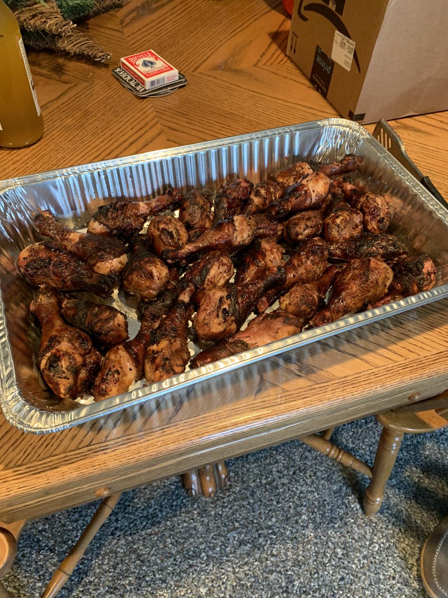 kcgrizz's tweet photo. Smoked chicken legs and wings are coming tomorrow.  Hoping the CATS are ready to toe the line and advance. #42strong #oxfordstrong @OxfrdWrstlng @oxfordadkk https://t.co/KfnTlFiUjD
