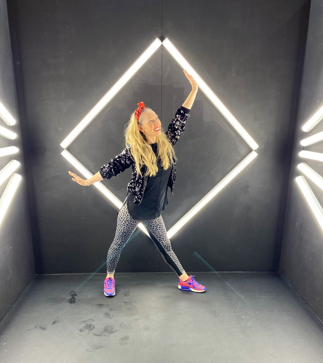 DPDancer's tweet photo. Here’s Dance Parties boss Olivia - she’s in full performance mode, striking a pose! #danceparties #dancer #BossLady #kidsparties https://t.co/jki6nZeqHl