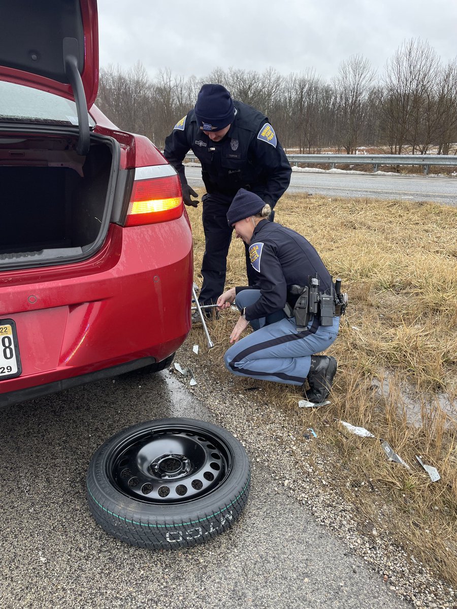 angelabuchman's tweet photo. Thank you so much @IndStatePolice for changing Grace’s tire on I-69 near Muncie - now it’s on us to teach her to change her own 😊 https://t.co/V0BLkYThiR