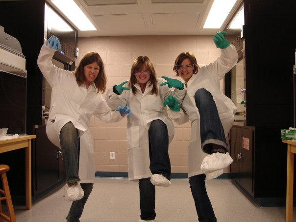 planetarycass's tweet photo. Shout out to all the amazing #Women and #Girls in #Science today!
To the next generation of girls, there are no limits to what you can acheive, so work hard, dream big and kick butt!   #FemInSTEM #WomenInScience 
📷: An oldie with colleagues in NF. https://t.co/Z1aXzwxVFH