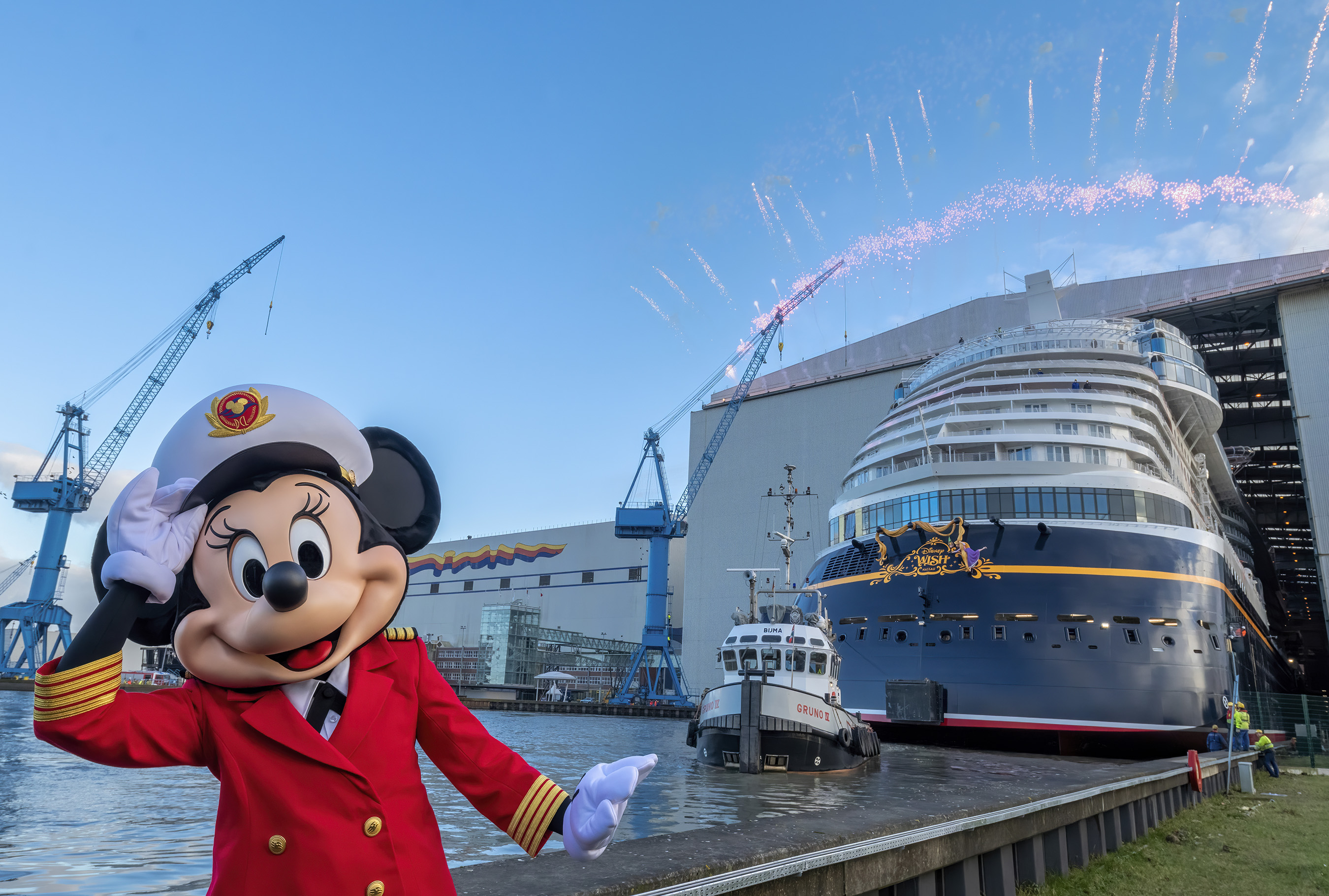 Assista ao vídeo oficial do novo navio da Disney sendo colocado na água