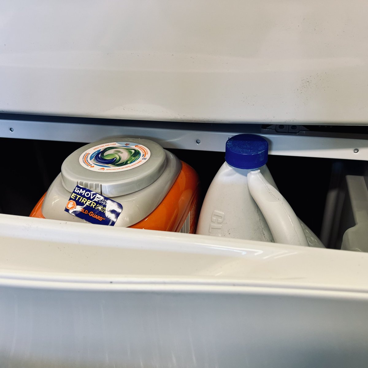 I was super excited about setting up the fancy new storage pedestals for my new <a href="/LGUS/">LG Electronics</a> washer and dryer until this happened. What do I put in these if not laundry supplies? Paging the #packaging, #innovation and #marketresearch teams supporting <a href="/Tide/">Tide</a> and <a href="/Clorox/">Clorox</a>!