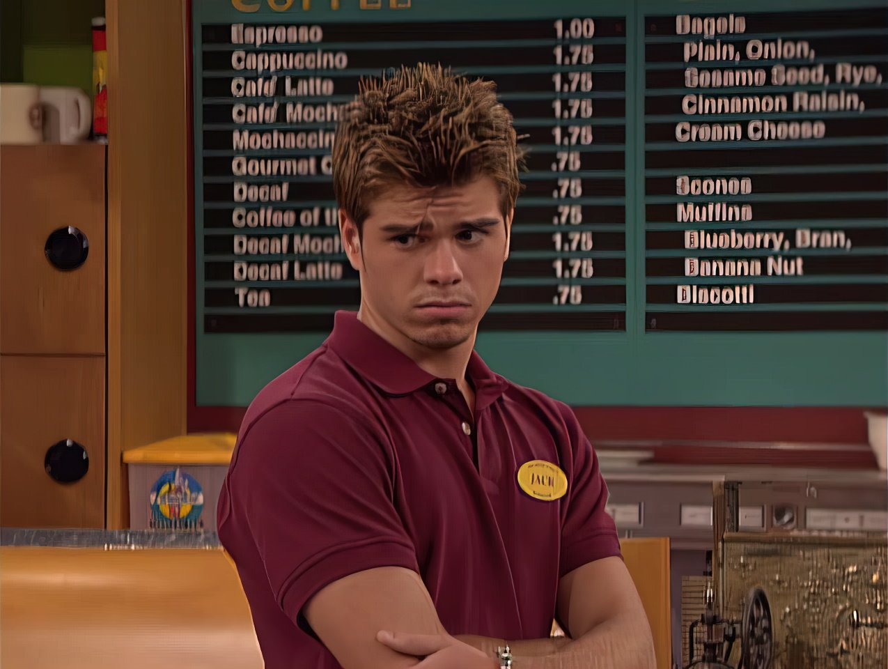 Happy Birthday to Matthew Lawrence!

Credit: 