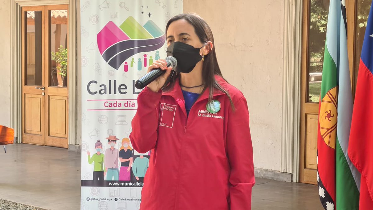 DPRValparaiso's tweet photo. Una excelente jornada de diálogo tuvieron la ministra @MinagriCL
@meryundurraga y el @DPRValparaiso
@IvanCisternasT con representantes de los sectores ligados al #MundoRural, sobre la nueva mirada que requiere el #ChileRural👨🏻‍🌾👩🏻‍🌾🇨🇱 

@MinagriValpo @DPPLosAndes https://t.co/H1CBJwkG8b