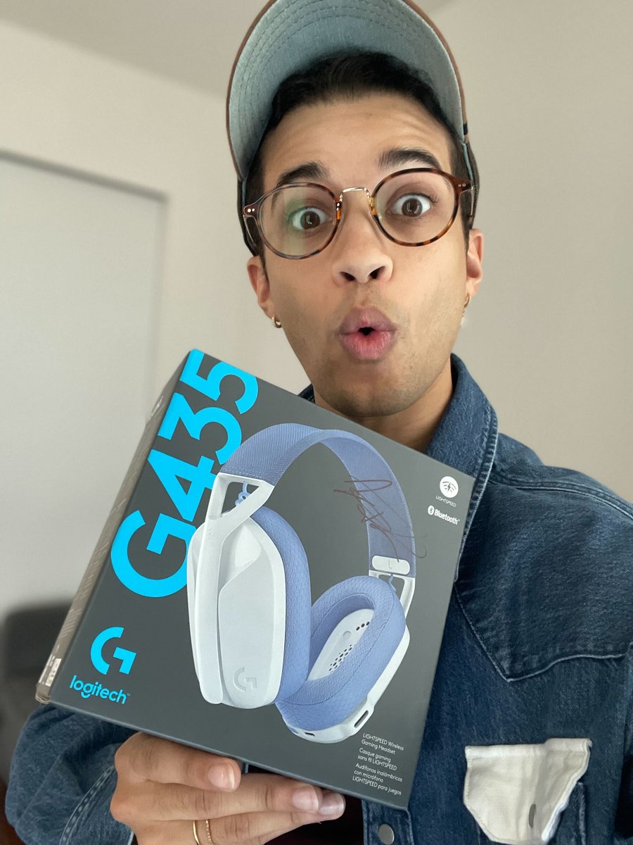 jordanfisher's tweet image. if you’re looking for a vibrant and ultra comfortable wireless gaming headset at an affordable price, check out the @LogitechG G435! load.gg/G435 

i’ll be giving away 5 signed G435 Headsets – retweet to enter! 💜 #ad