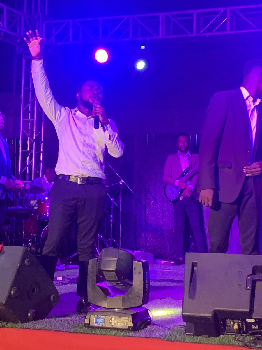gospelexploinc's tweet photo. Worship Medley by MD Kofi and Gospel Explosion Knust
#AkwaabaNight22 
#Explo_Knust
#Abideoo https://t.co/do66tCnV3I