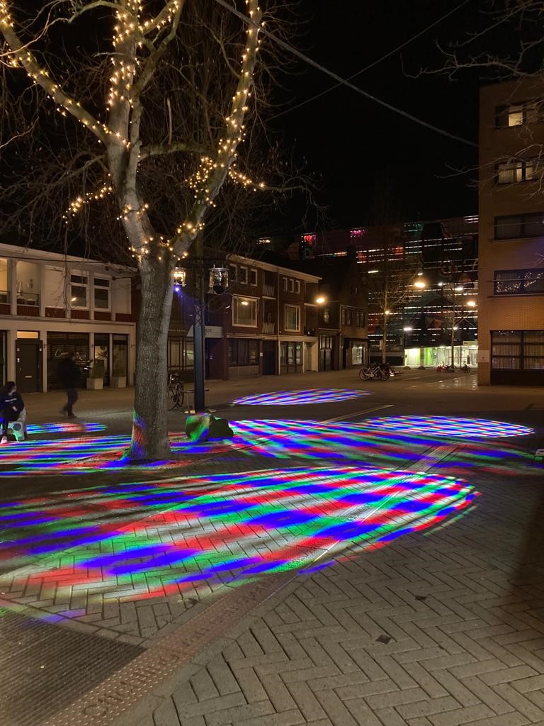 BGvanWakeren's tweet photo. Vanavond opening van LICHT Hengelo. Een interactieve fietstocht door de geschiedenis van Hengelo en een wandeltocht langs mooie lichtobjecten. Tot 27 februari. Komt dat zien! @gemeentehengelo @HengeloPromotie https://t.co/WyrJrTqygp