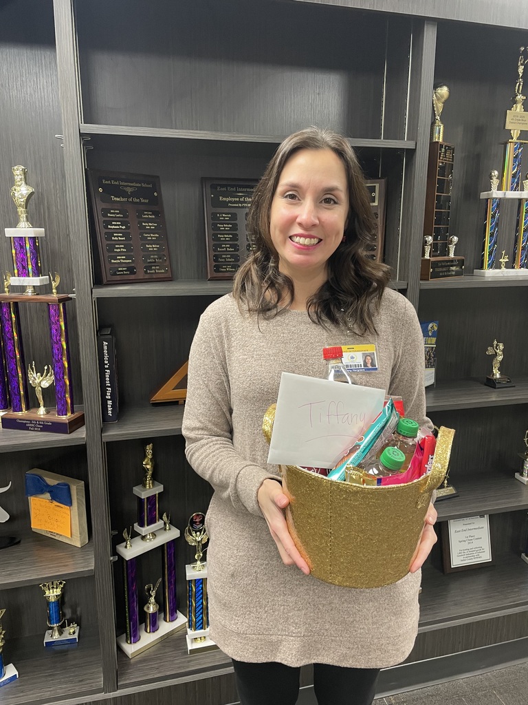 EEI students and staff love our counselor, Mrs. Hargrave!  Thanks for all you do!