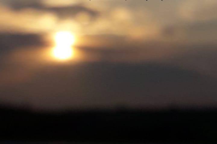 ''Giden sizin için çok değerli de olsa, kapıyı örtün ki; içeride kalanlar üşümesin.''

                      -Paulo Coelho