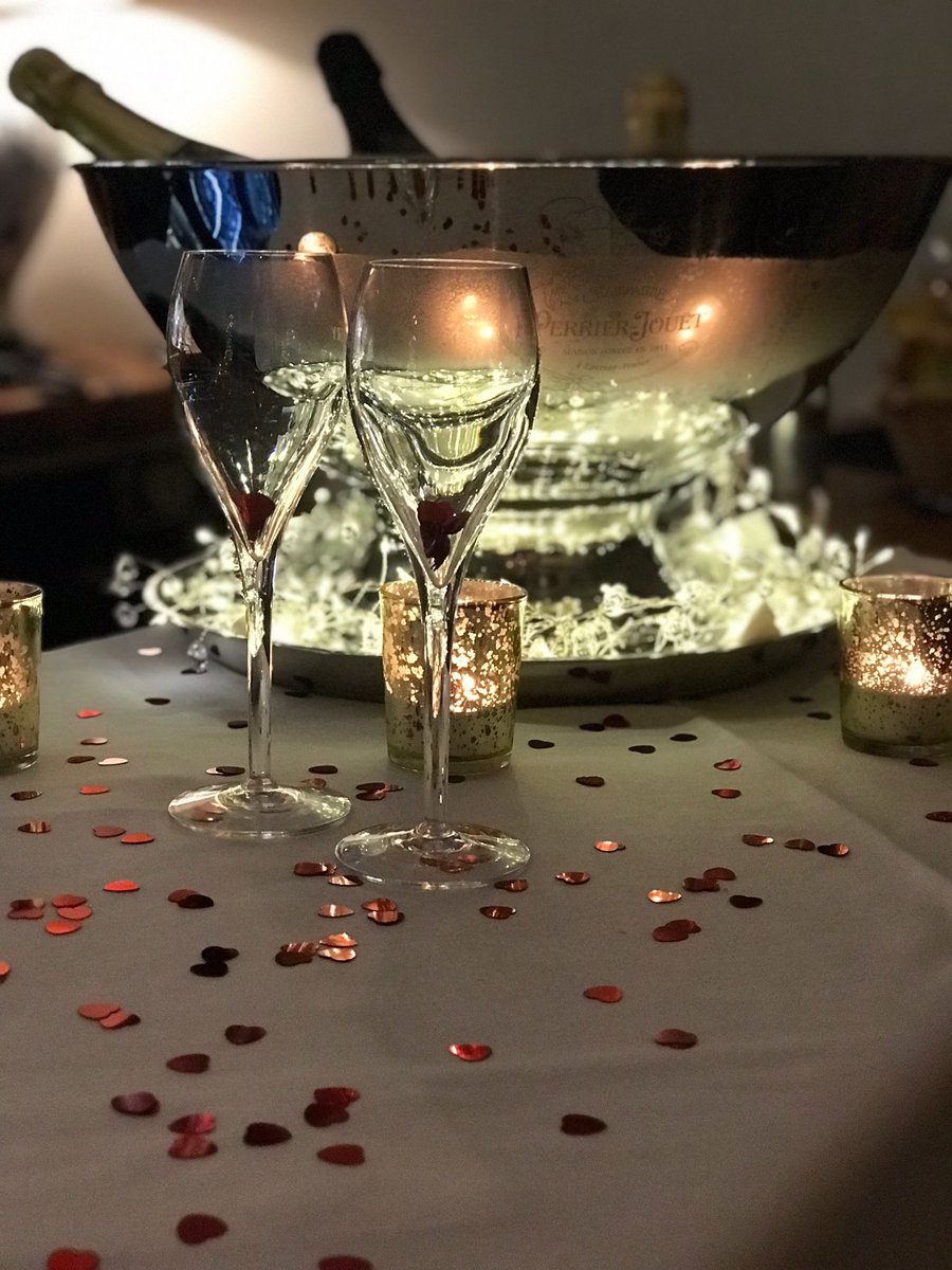 #Champagne with your #Valentine? 
blanchhouse.co.uk