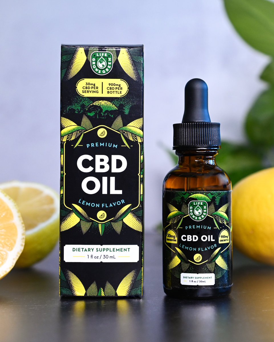 LGGInc's tweet photo. Drop it like it’s 🍋

Enjoy the big game this Sunday and stay mellow, friends. 🏈🌿

#lifegrowsgreen #lgg #thebiggame #biggame #football #mellow #sofistadium #snoopdogg #halftimeshow #halftimeshow2022 #nfl #rams #bengals #losangeles #sundayfootball @RealChadPrice @bsnscnslt https://t.co/XKOZtZFd4C