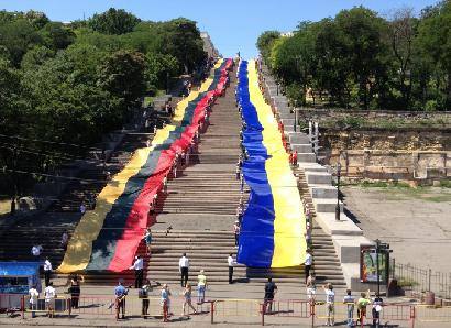 LT_OSCE's tweet photo. Keep strong, Ukraine! 🇱🇹✊🇺🇦 https://t.co/6RQUzVAiPh