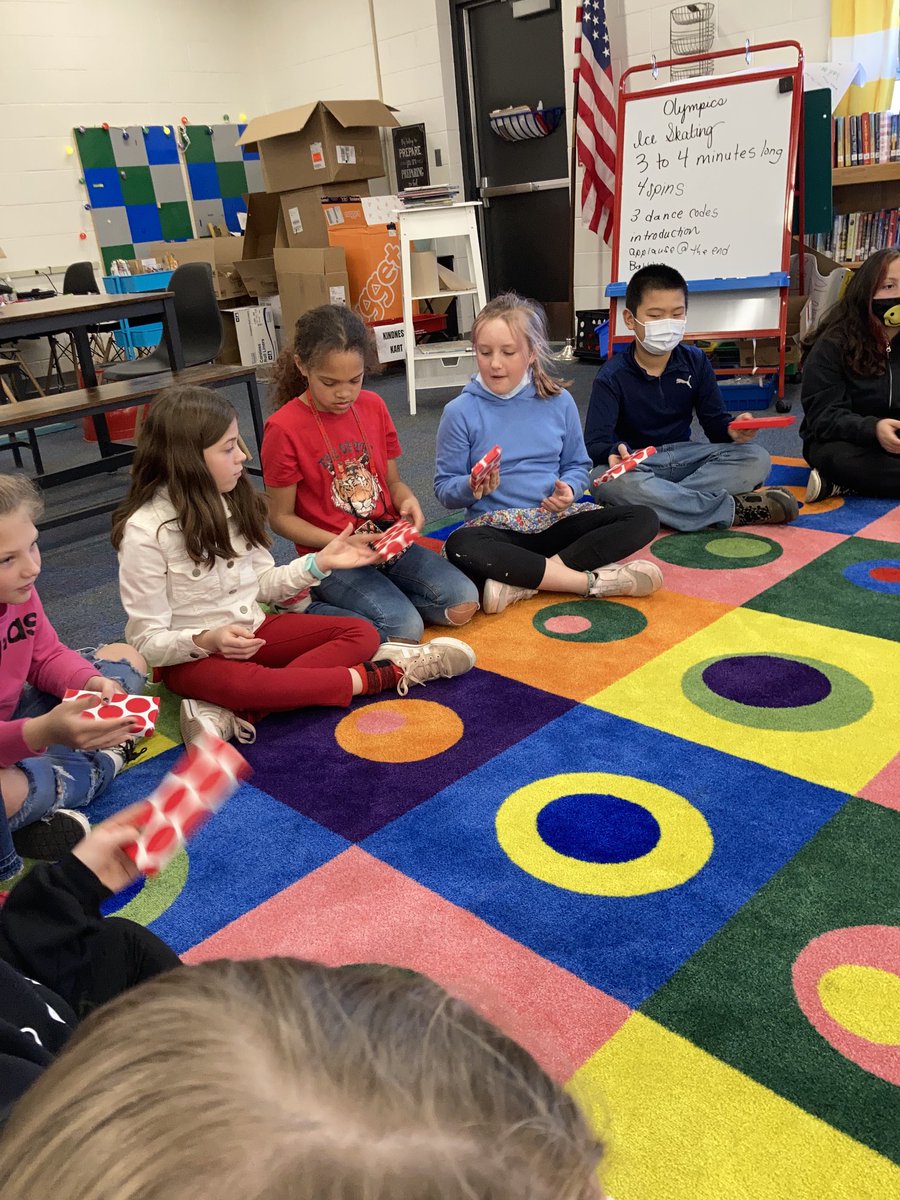ADawnMericle1's tweet photo. Valentines party. Part 2. Thank you everyone for your continued support and fun activities! They loved it! ❤️ https://t.co/bLpHFFFsqF