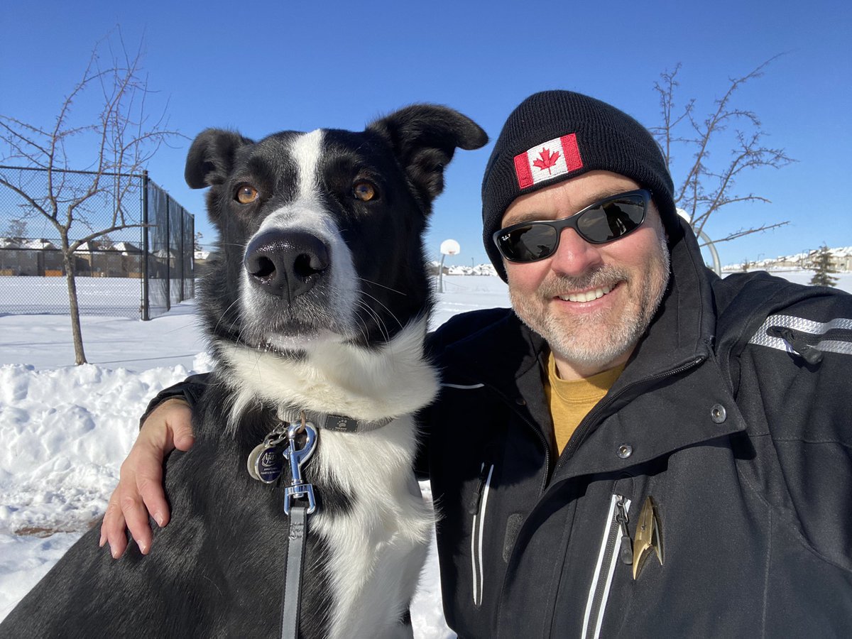 CPudel's tweet photo. @rossamama1 💯 % agree!🇨🇦👍  #TruckOff #gohomeprotestors #stophate Wear the flag with Pride!  The protesters are not representative of Canada as a whole.  We together are better than that! https://t.co/BhQxhA77Vy