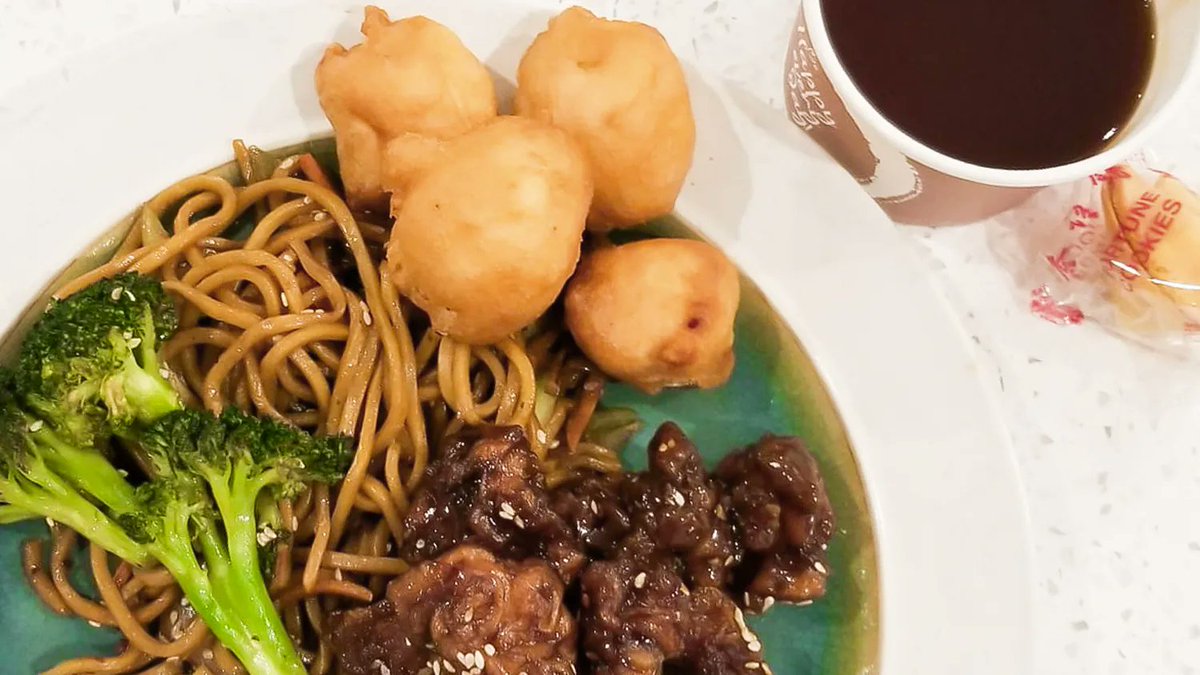 ElmiraBIA's tweet photo. Ordering takeout tonight? Try a bit of everything to satisfy your cravings at Tien Lee Restaurant, like their crunchy Sesame Chicken, Hoisin Sesame Noodles and crispy Chicken Balls with their special homemade sauce. ๐ ๐
#tienleerestaurant #elmiraontario #takeoutfriday https://t.co/GIThHw5P6r