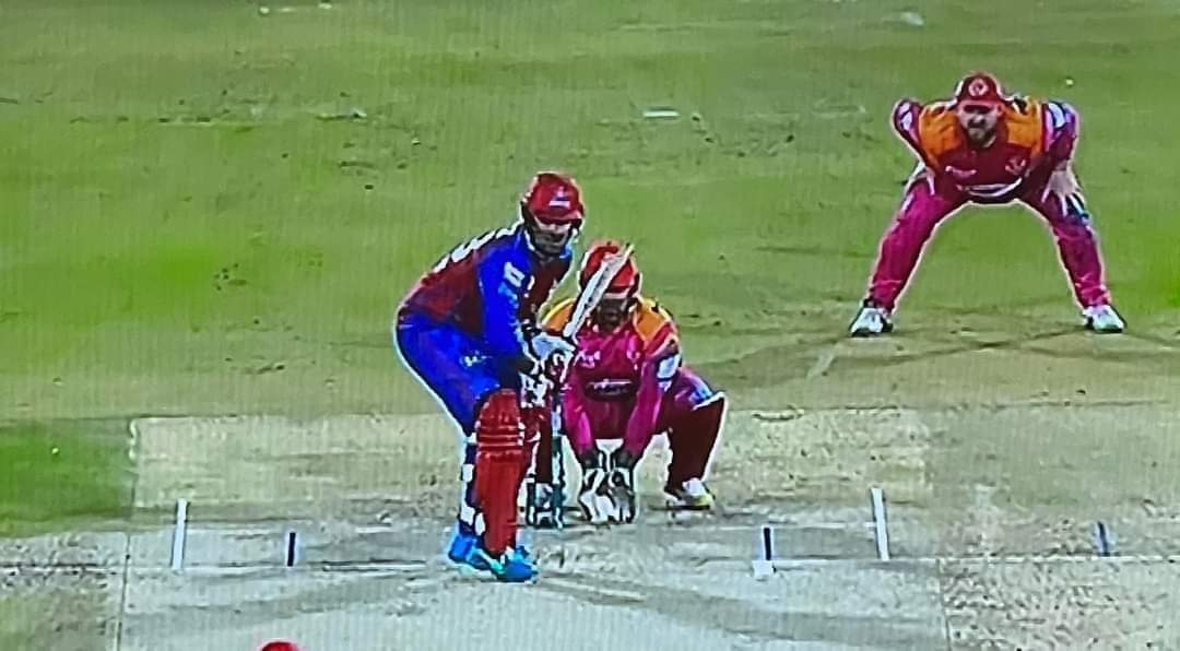 singh_bhandal's tweet photo. What do you think @razi_haider @mohsinaliisb kinne kg hona ik frame vich https://t.co/KekHf0EC21