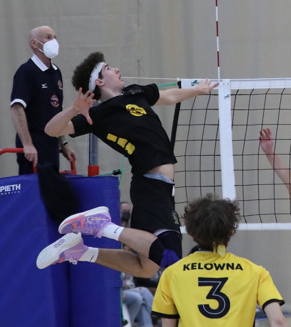 Kelowna Owls' Sebastien Manuel: B.C. Boys Volleyball 2021-22 Player of the Year brings a heart-and-soul love for the game to his hometown UBC Okanagan Heat! tinyurl.com/2fy3j7kv @langleyevents <a href="/VolleyballBC/">Volleyball BC</a> <a href="/VBallCanada/">Volleyball Canada</a> <a href="/UBCOHeat/">UBCO Heat</a>MVB @UBCOHeat <a href="/kssowls/">KSS Athletics</a> <a href="/ubcmvb/">UBC Men's Volleyball</a> <a href="/OriginalHuddy/">Brad Hudson</a>