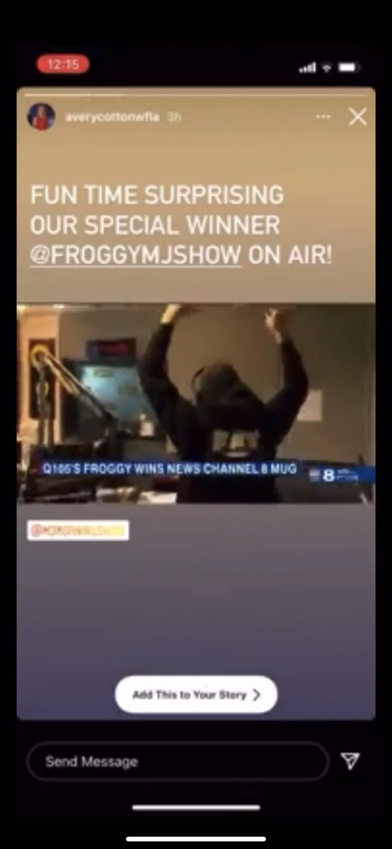 FroggyMJMS's tweet photo. @FatMike_of_NOFX I was on the local news in Tampa today supporting the best! Kick me in the face! https://t.co/wkYbfadXZh