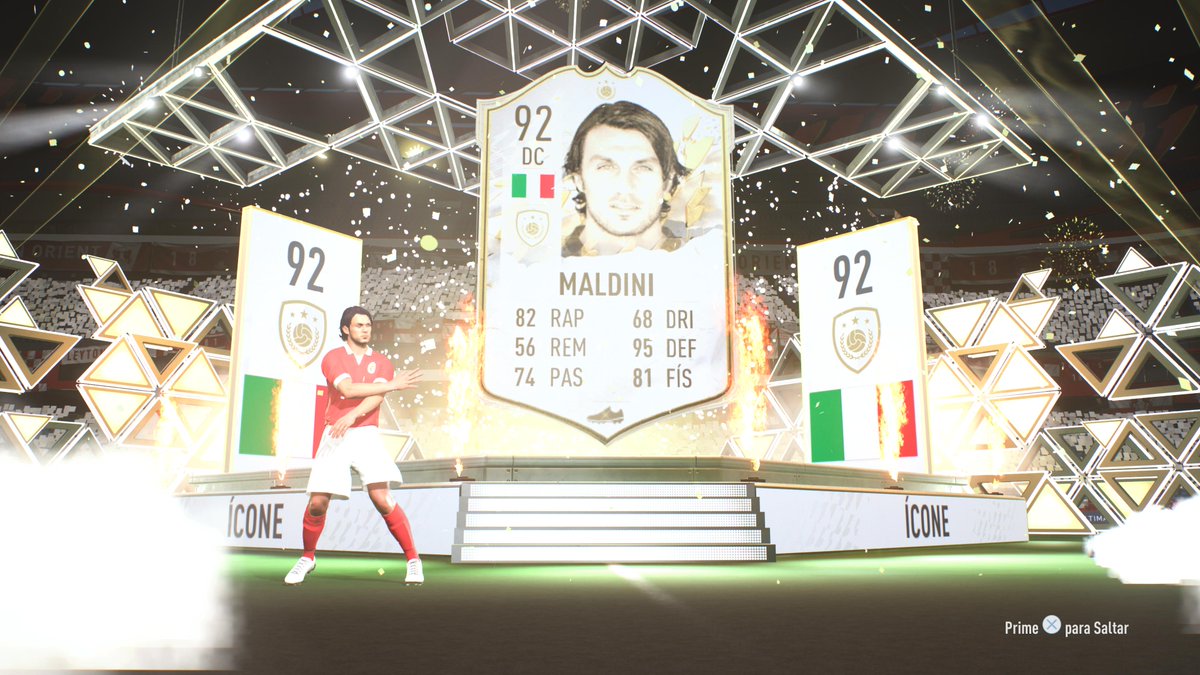 What7What's tweet image. #PS5Share, #FIFA22