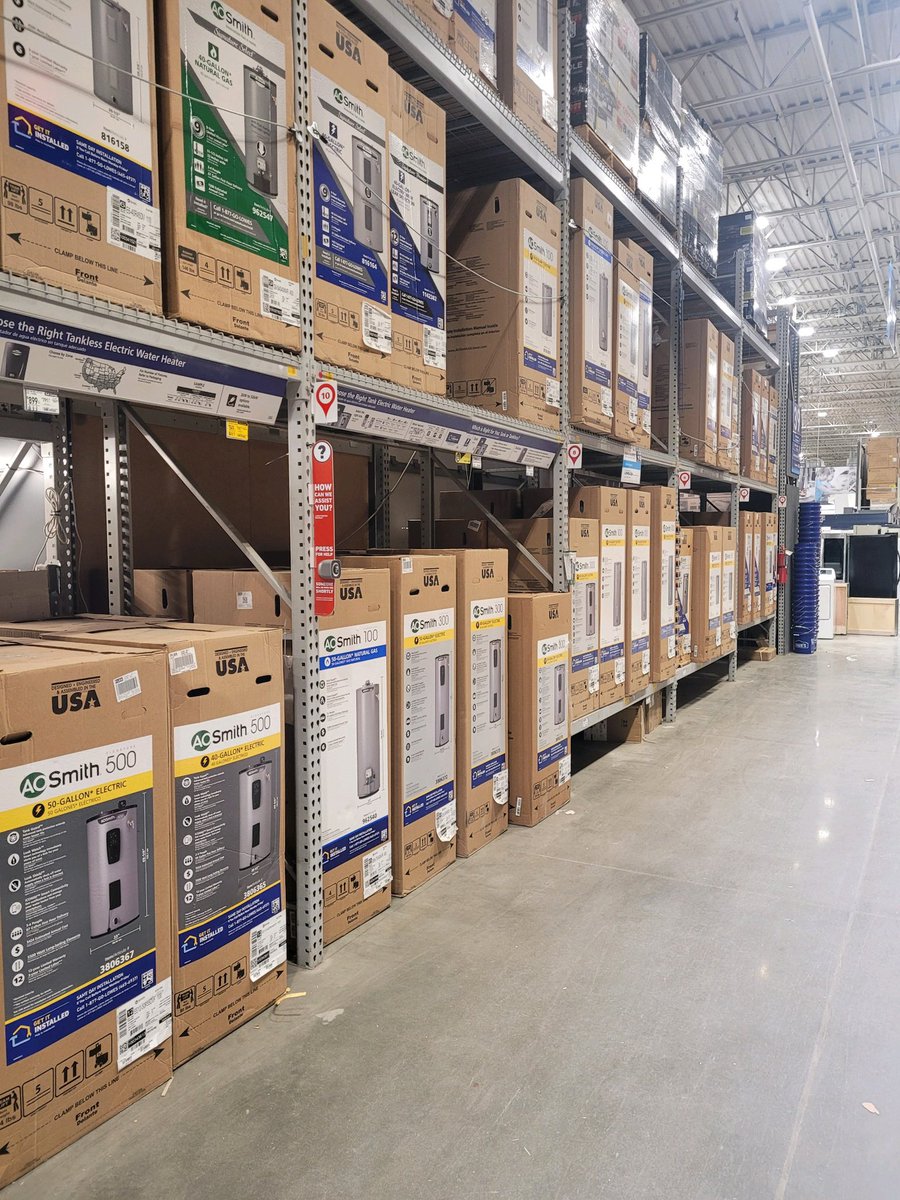Lowes0632's tweet photo. What a beautiful sight 😍.
@BlueBoxR1 @D899_RVA @BenitoKomadina https://t.co/EdazOSRT1W