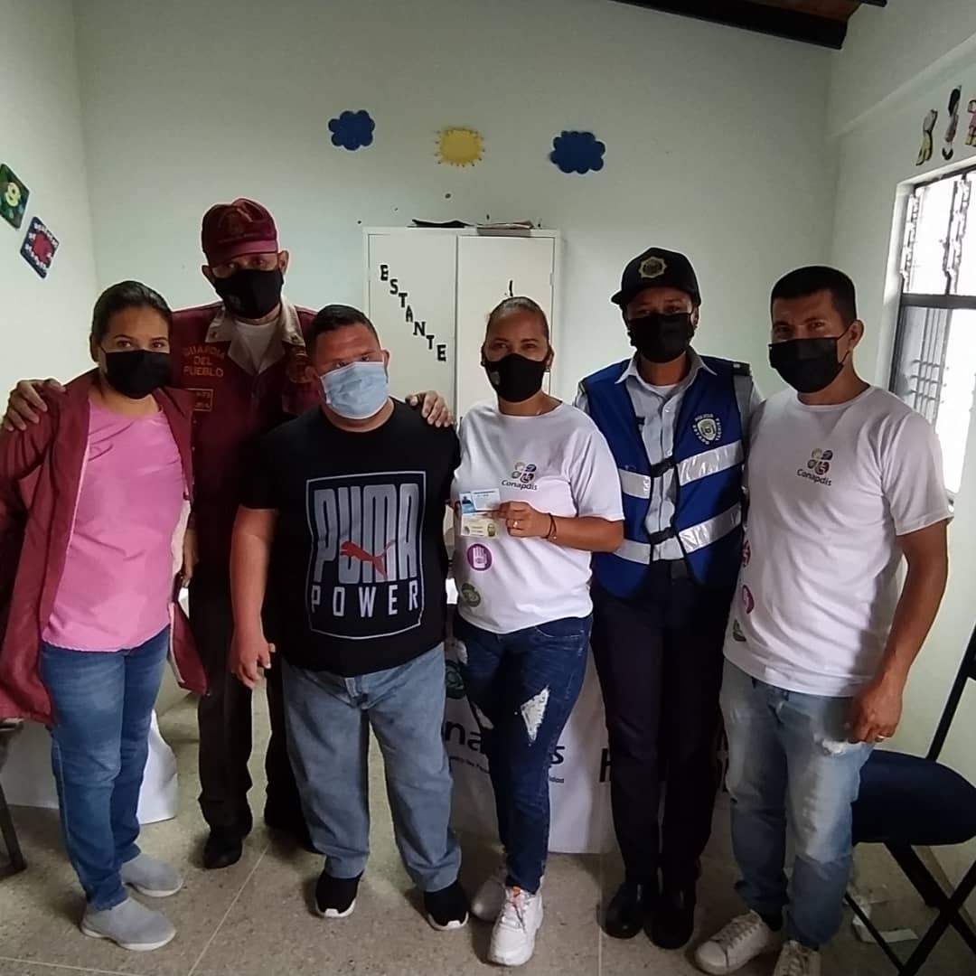 TachiraMjgh's tweet photo. Jornada de inclusión certificación. Municipio Antonio Romulo Costa gracias a las políticas sociales de nuestro presidente Nicolás maduro  @NicolasMaduro @FreddyBernal @KaremDeBernal @sramirez_fp https://t.co/Uyi2ZM3z0E