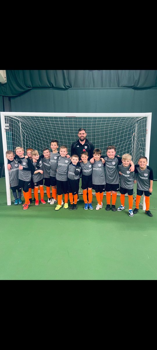 Boss night <a href="/FnfLiverpool/">FNFLiverpool</a> some great futsal on display. The lads loving their new kit kindly sponsored by @AutoTrader_UK and signing on fees from @JnrClub 

If you fancy giving futsal a try, we would highly recommend <a href="/FnfLiverpool/">FNFLiverpool</a> u8s right upto u16s. Class setup!