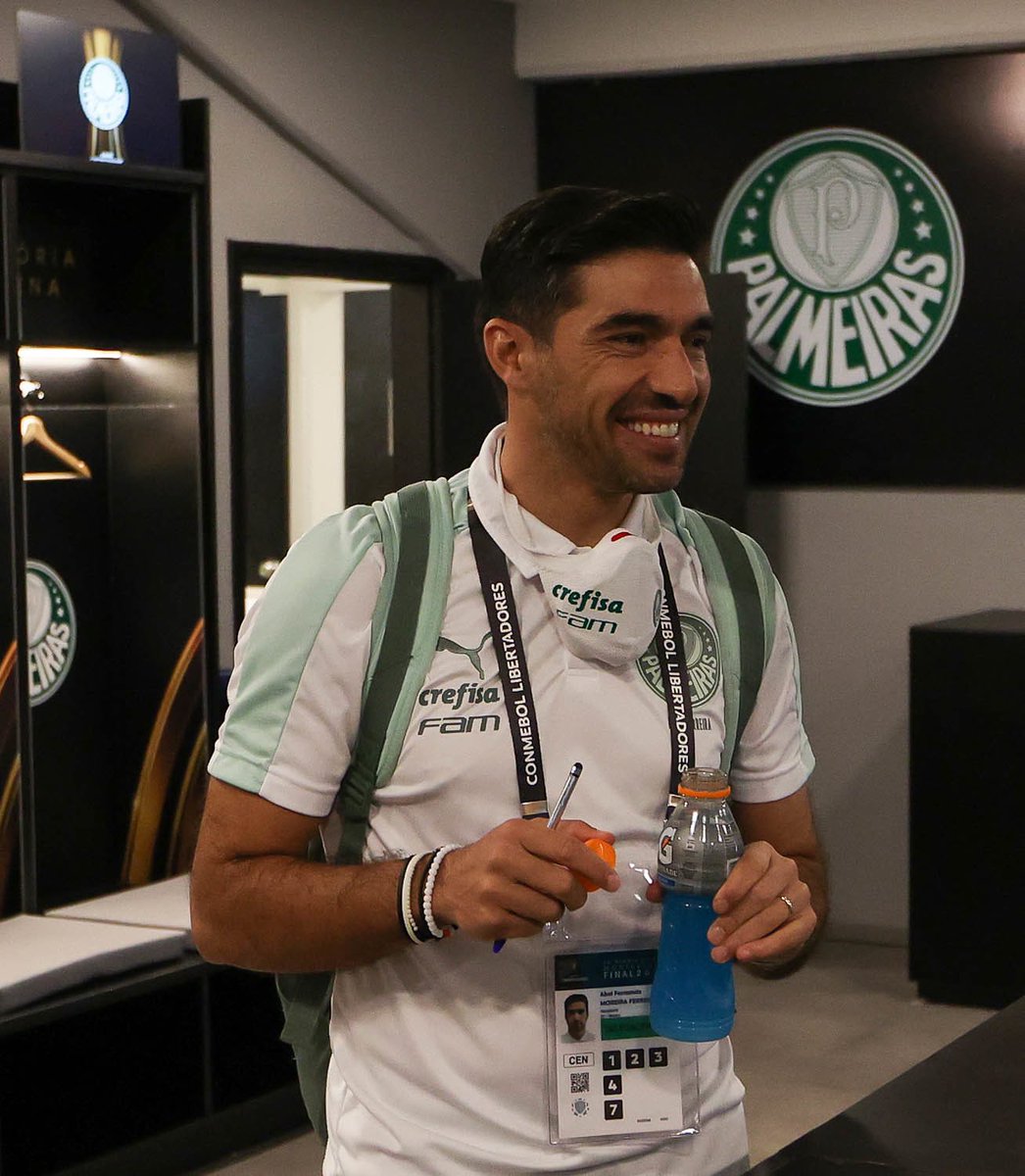 pawlmeiras's tweet photo. esse é o abel da sorte, repasse pro palmeiras ser campeão do mundial https://t.co/6pZNRa11b0