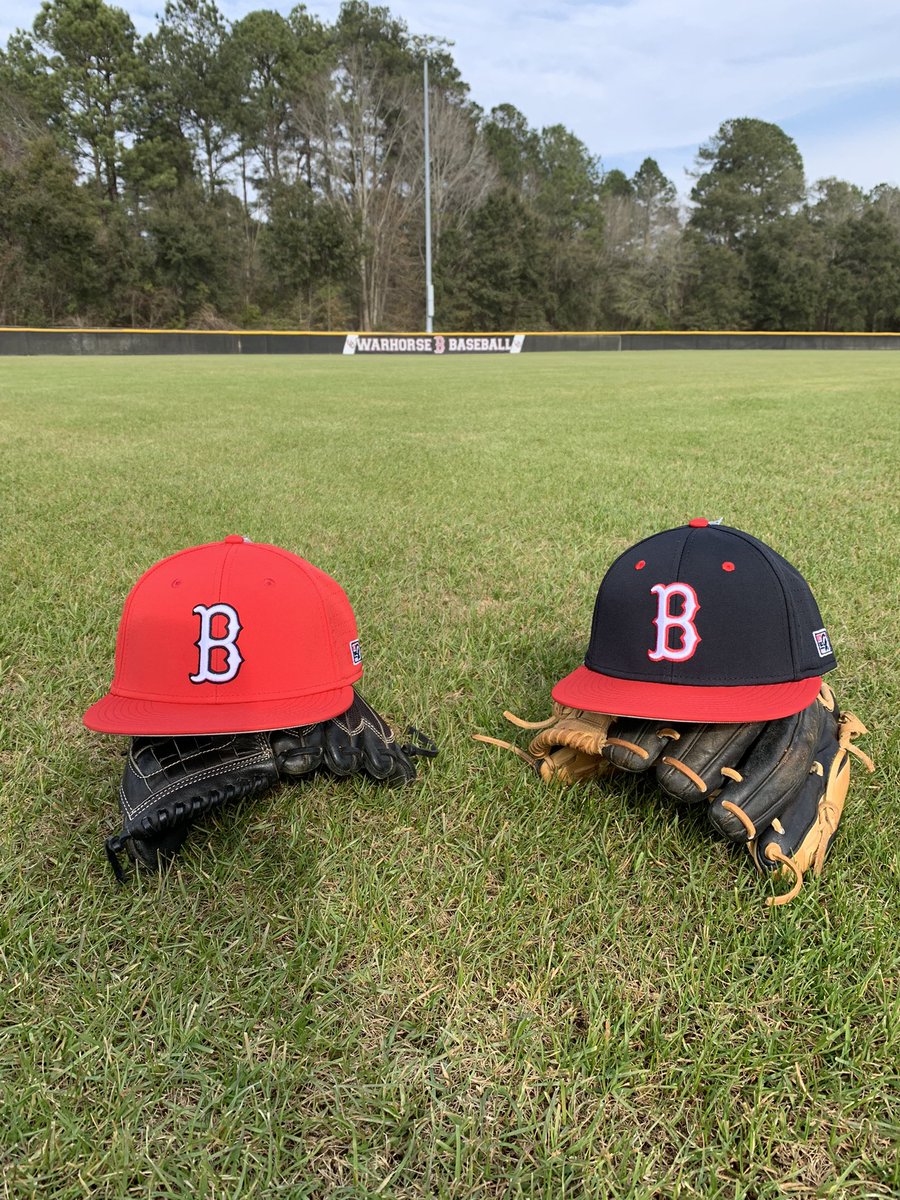 BwellBaseball's tweet photo. New lids for ‘22 🔥🔥 https://t.co/ZT7pqgCw0A