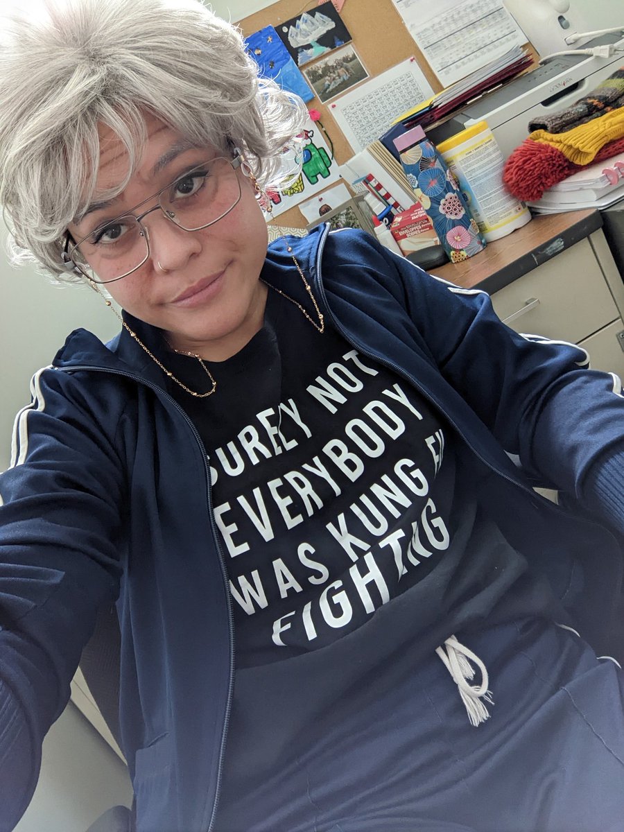 FantasticCooki2's tweet photo. Who said #teaching in 2022 is #stressful? I'm 37 &amp; feel great! #100daysoflearning 👵 https://t.co/fkqfpDq6kL