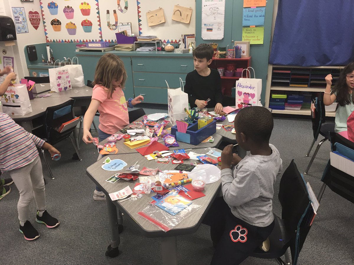 Darla Helms tweet media