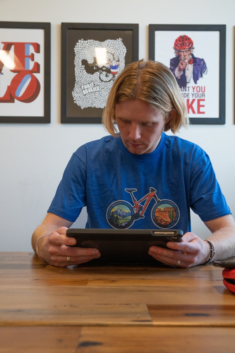 threadandspoke's tweet photo. Working or shopping online for bike stuff? 🤷‍♂️  Depends on who's asking... 

#threadandspoke #cycling #mtb #rideyourbike #tdf #mountainbike #cyclist https://t.co/h4GJiGVd8B