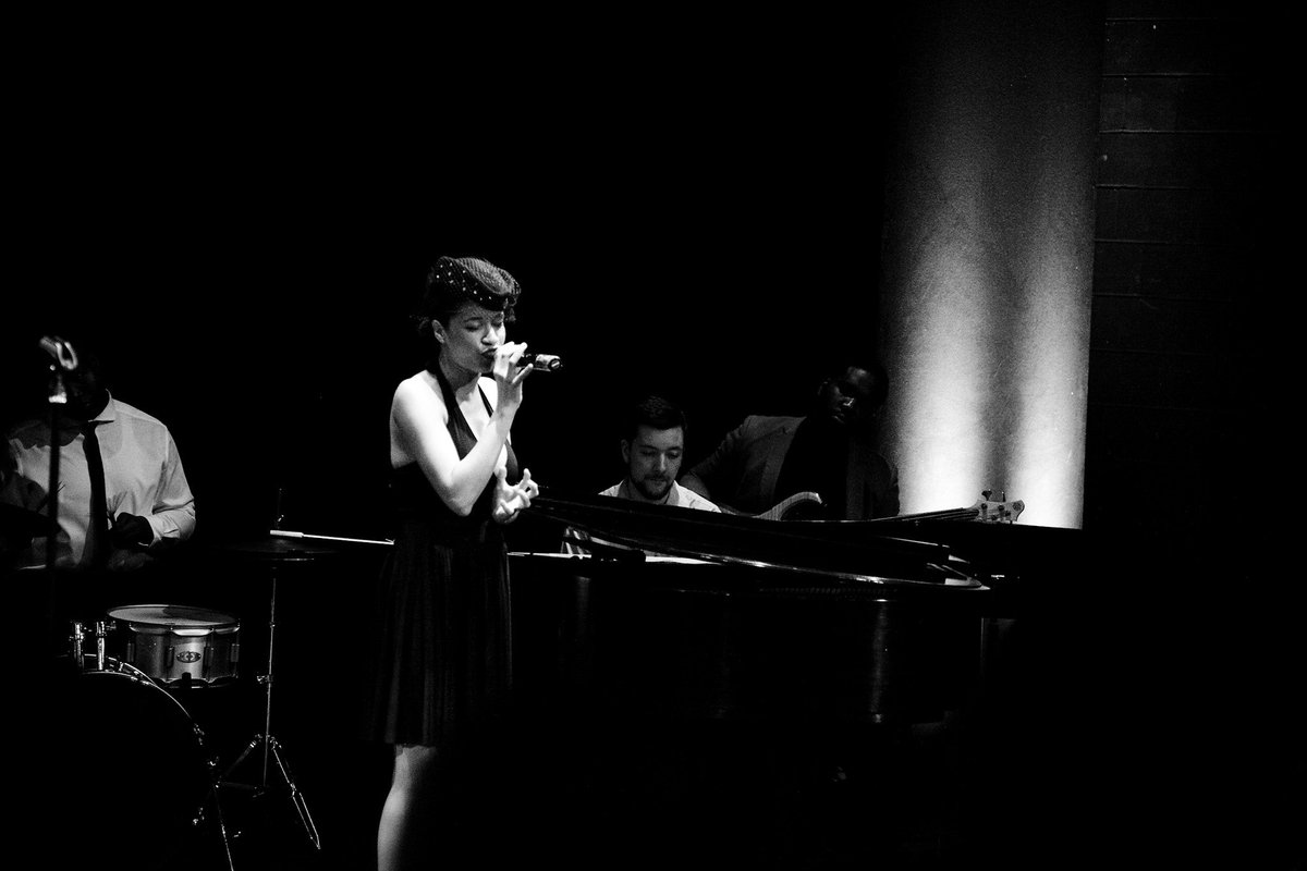 I always love to shoot people performing .
<a href="/CynthiaLaCruz/">Cynthia LaCruz</a> <a href="/Glendalys/">Glendalys_love</a> <a href="/LehmanStages/">Lehman Stages</a>  #photography #documentaryphotography #blackandwhite #photooftheday #blackandwhitephotography #singing  #performance