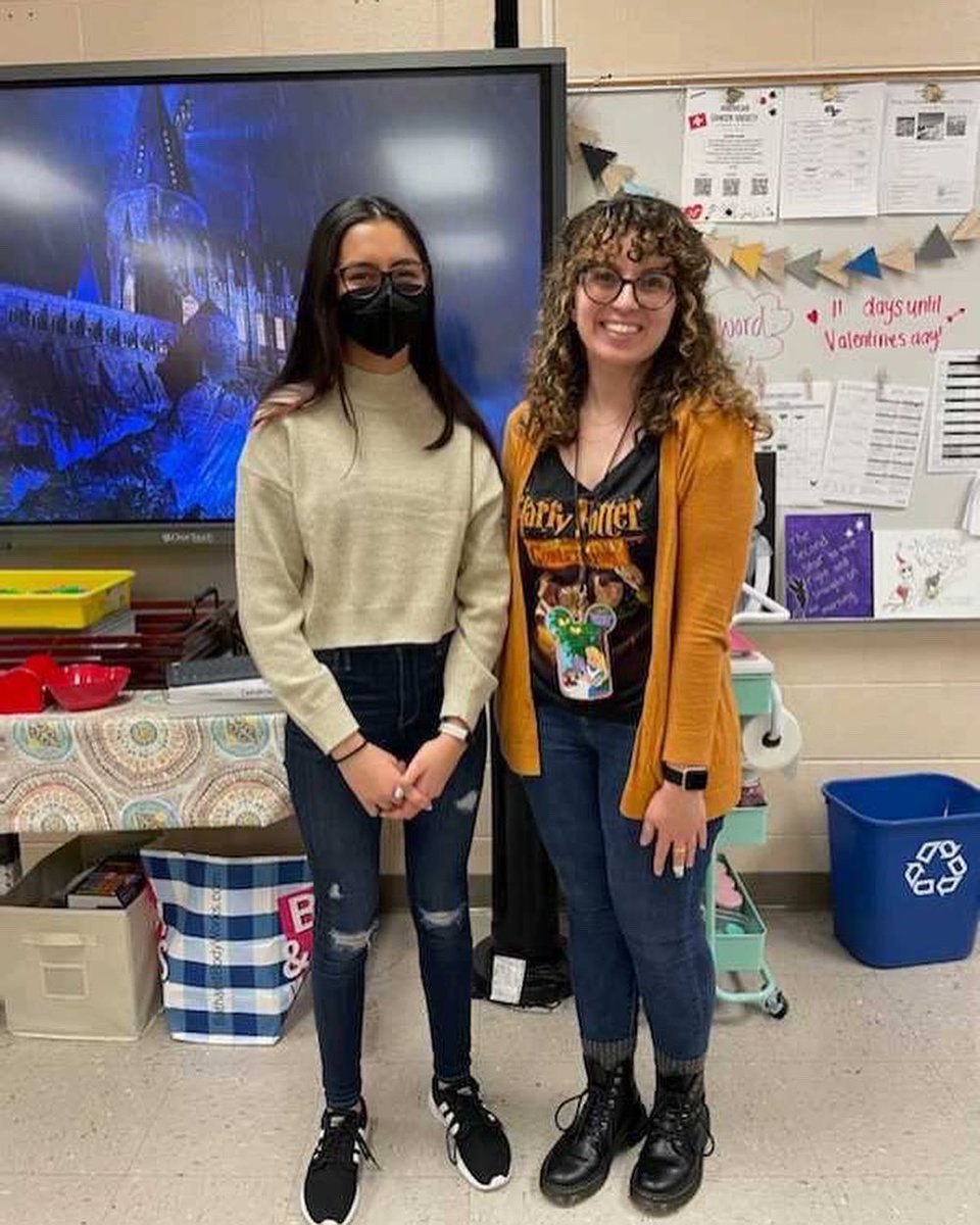 SouthForsythHS's tweet photo. Congratulations to our Young GA Authors winners. 9th: Aarushi Ammayajjala (Teacher- Emma Daklouche); 10th: Sri Pranidhi Gunturu (Teacher- Stefanie Lamp'l); 11th: Zoe Marsh (Teacher- Wendy Burkus); 12th: Regina Mondibrown (Teacher- Clori Rose). Good Luck at the County, Ladies! https://t.co/tOEZoDiVvr
