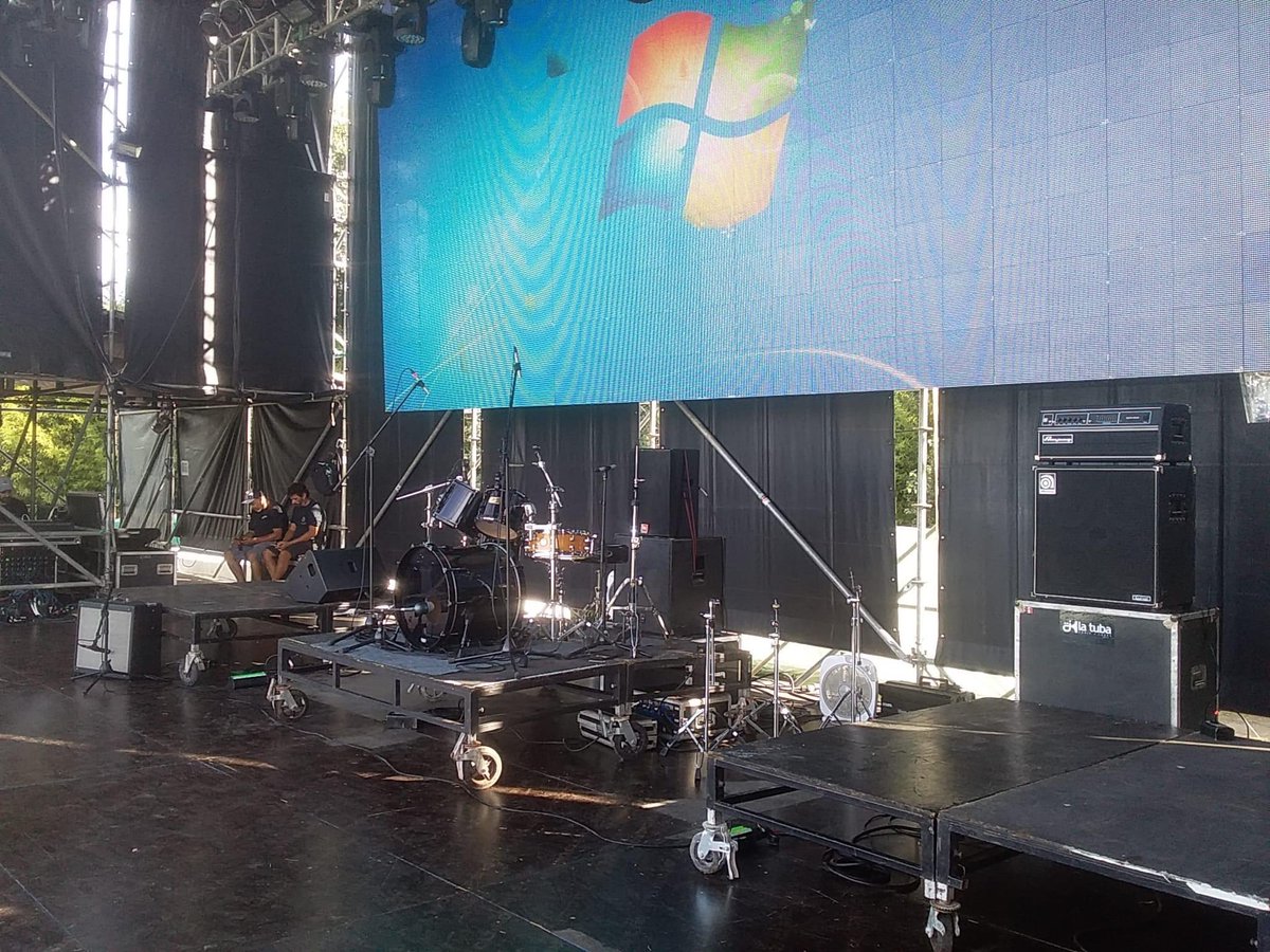 FedeGon79197392's tweet photo. Backline para todo el este. Alquiler de instrumentos musicales: pianos acústicos y eléctricos, baterias, bajos amplificadores y mucho más. https://t.co/xfRrd0MAIN