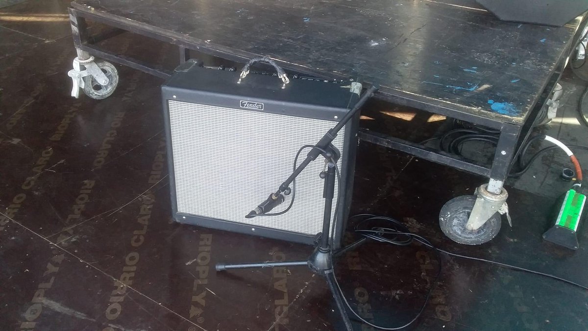 FedeGon79197392's tweet photo. Backline para todo el este. Alquiler de instrumentos musicales: pianos acústicos y eléctricos, baterias, bajos amplificadores y mucho más. https://t.co/xfRrd0MAIN