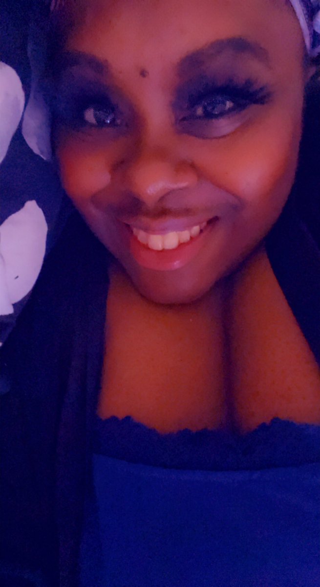 ImDatChoclaTee's tweet photo. My Friday vibe… My bed, tv, &amp; me😂😂#FridayVibe https://t.co/OM7ZN76cLw