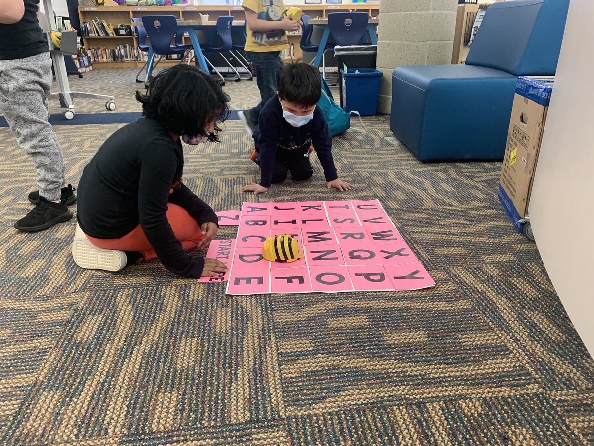 MorrisonMedia's tweet photo. Our kinder and 1st graders love to code too! #OneTroyMedia #OneMorse https://t.co/Bp8NUxzevF