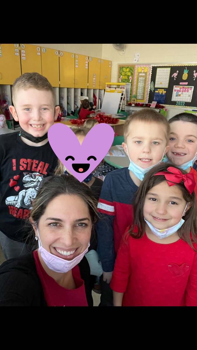 Ms_Morales11's tweet image. Love being able to see some mental health resources in action! Thanks to @MindfulKind_TPT for the awesome worksheets❤️ and @MrsStetsonsCrew for being the best! #HazletProud @SycamoreECLC #smilegrams #circleofsupport☀️