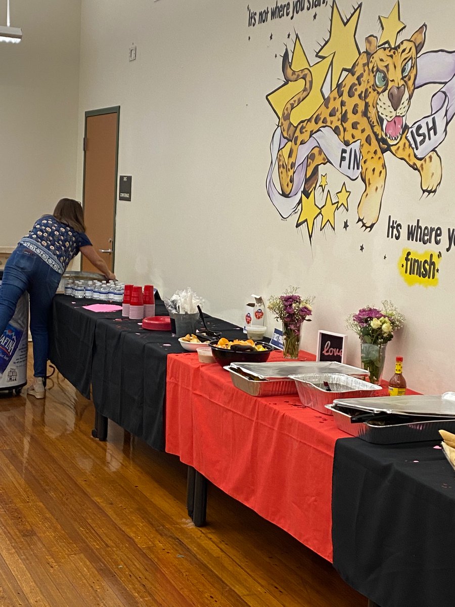 Staff Appreciation Luncheon! Thank you Amber and the First Priority Group for their continued support to our school! @AddisonGDavis @HillsboroughSch @hcps_espanol