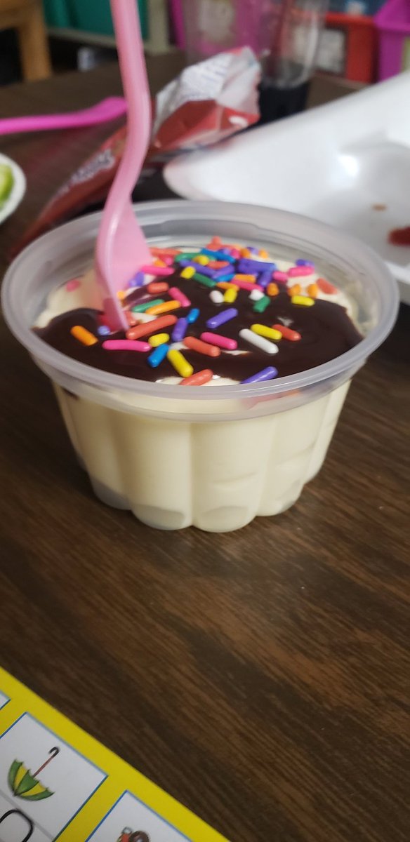 Felt the love from my Sweethearts today 🥰 
#ValentinesDay <a href="/LamarLionsRoar/">Lamar Lions</a> #teacherlife