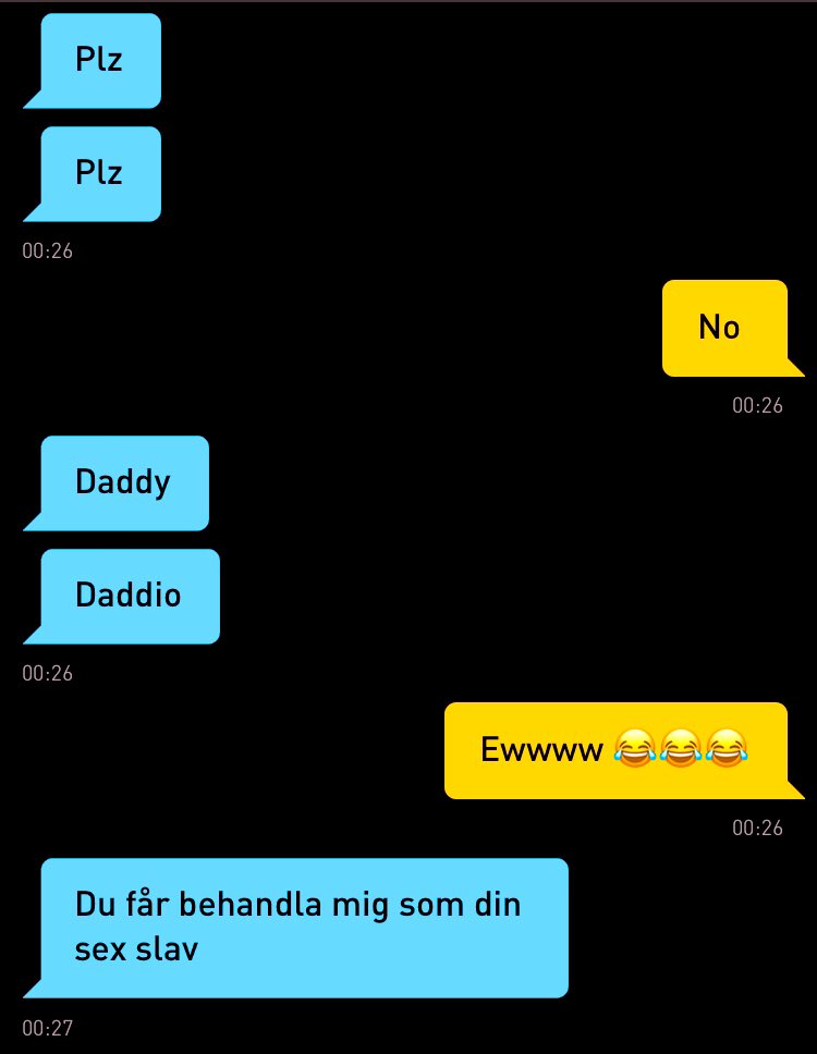 apakorn369's tweet photo. Daddy! Daddio!  Ew🤮 https://t.co/up1xhm8gWL