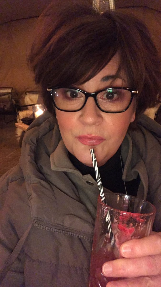 bexytaylor's tweet photo. Cheers ! 🍸💕💕 https://t.co/k2yD8LZxmJ