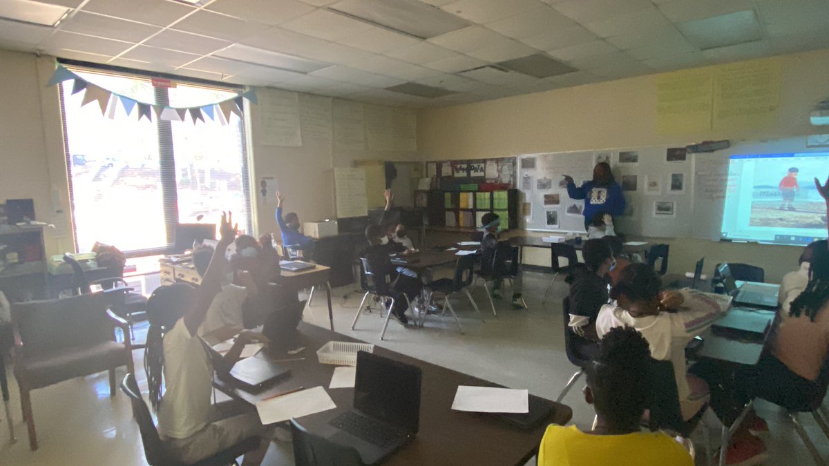 MWilson_PDWMS's tweet image. What a great follow up to the lesson our IB Coordinator @smalls_educator taught yesterday! “I wonder…” #ibmatters #ModelingExpectations @Marquila4 @revels_theresa @RonMaxwellFCS1