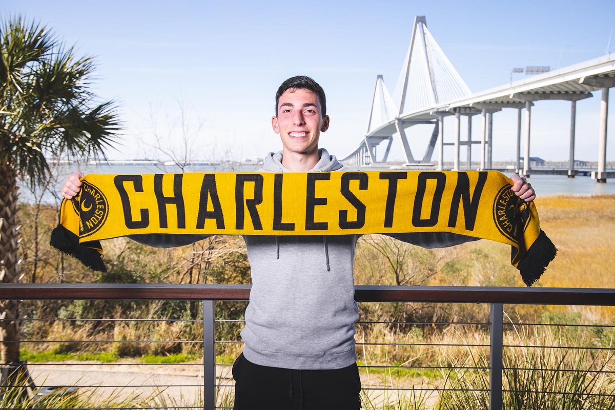 mritaccio's tweet photo. Very excited to be joining @Chas_Battery on loan for the season! Time to get to work! 🟡⚫️ #CB93 https://t.co/FoFab8bI7f