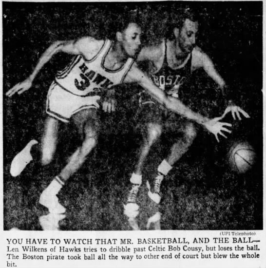 Bob Cousy steals the ball from Lenny Wilkens.

(Jan 9, 1961) https://t.co/W36xMmzM07